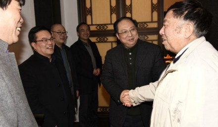 市政府王宏副市長與中國農(nóng)科院 方智遠(yuǎn)院士座談交流